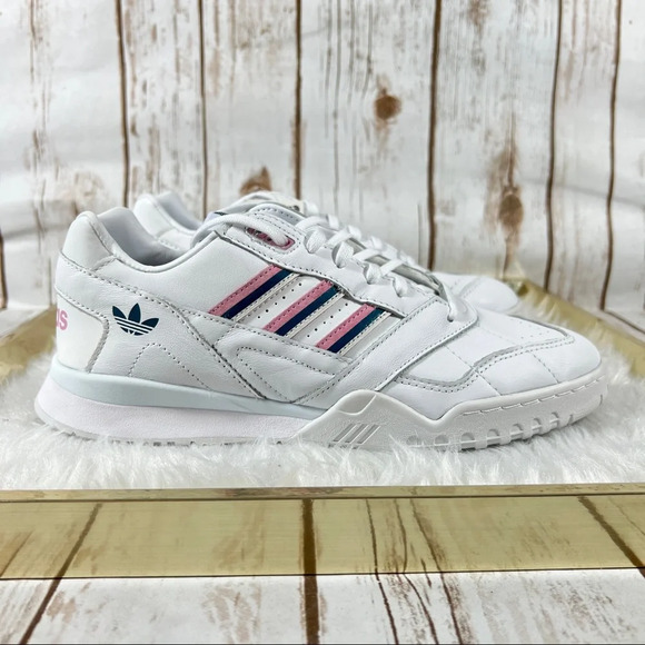 adidas Shoes - NEW Adidas Originals A.R. Trainer Sneakers